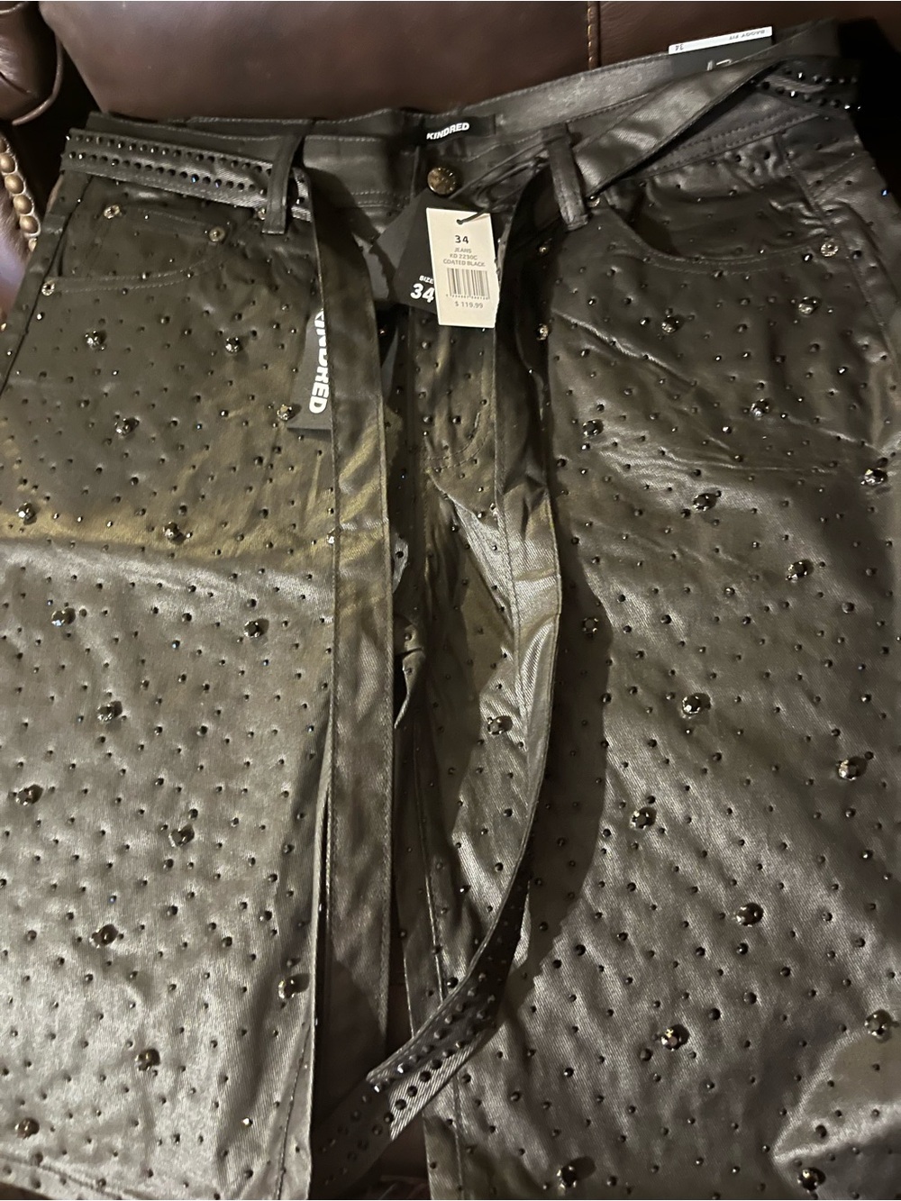 Kindred Men’s Size 34 Black Coated Rhinestone Shorts NWT $119.99